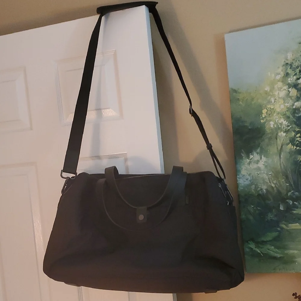 Away stylish black